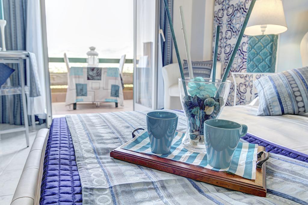Suitehome Taormina Giardini Naxos Δωμάτιο φωτογραφία