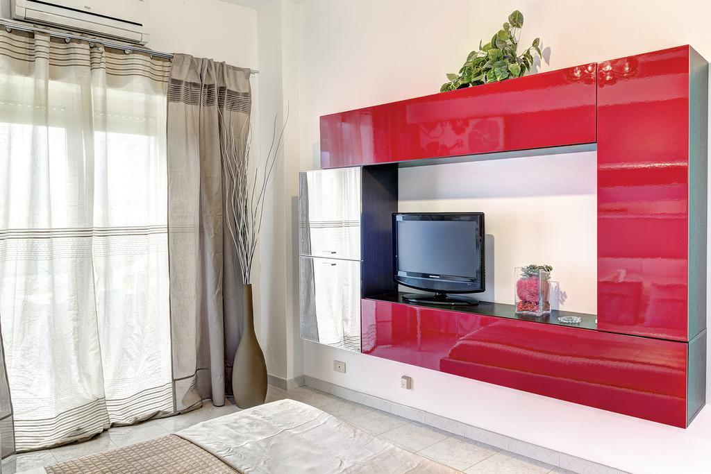 Suitehome Taormina Giardini Naxos Δωμάτιο φωτογραφία